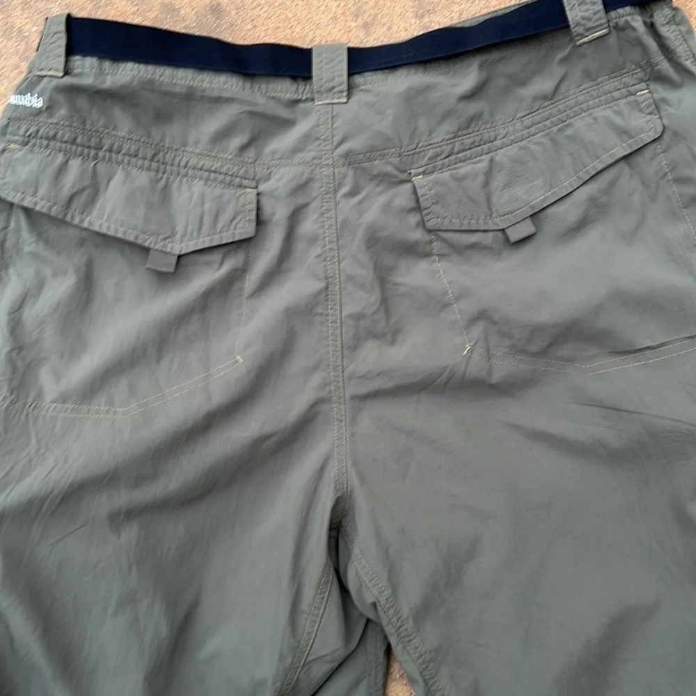 Columbia Green Silver Ridge Cargo Short with Belt Men's Size 42